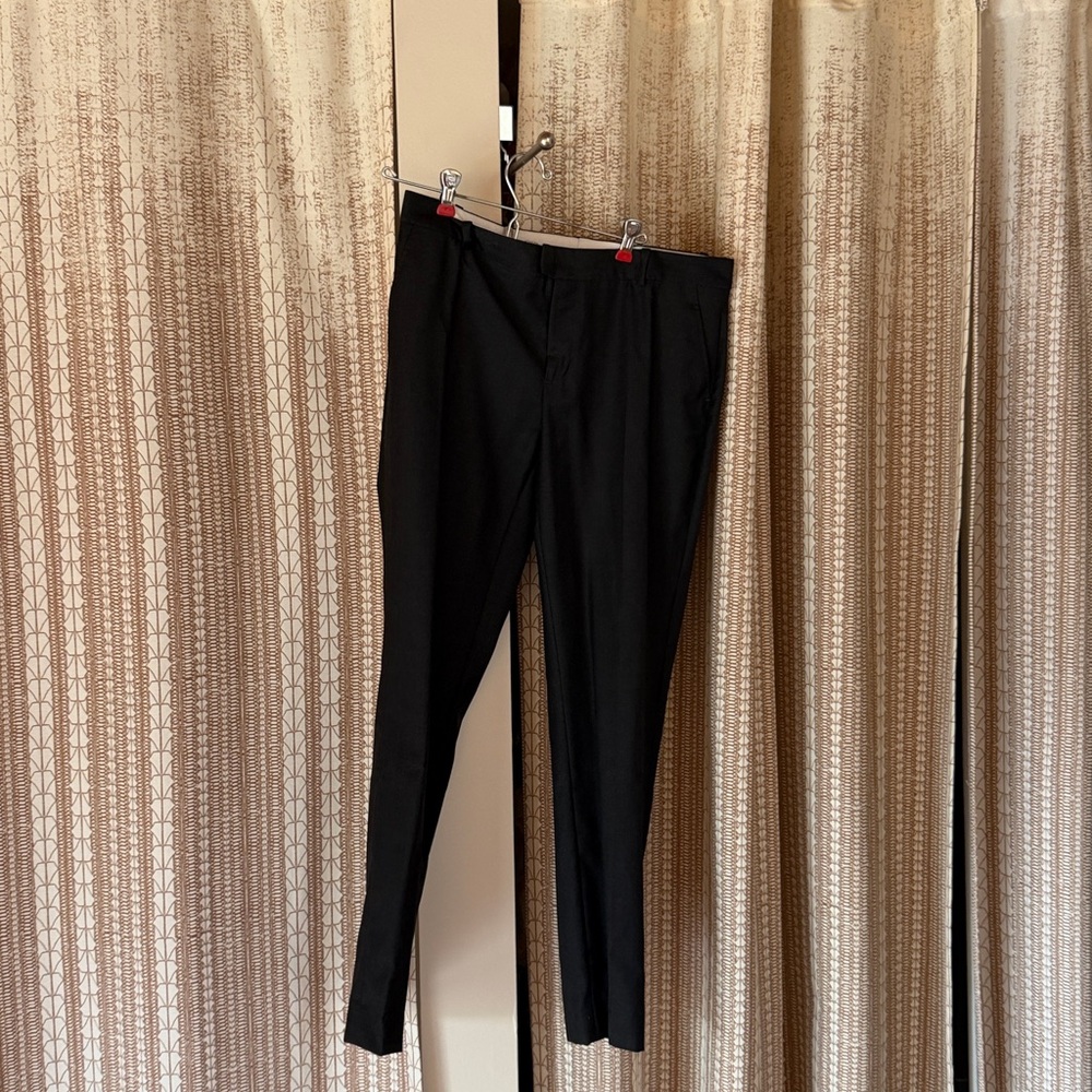 Beautifully tailored charcoal gray Joseph wool trousers,size 8.